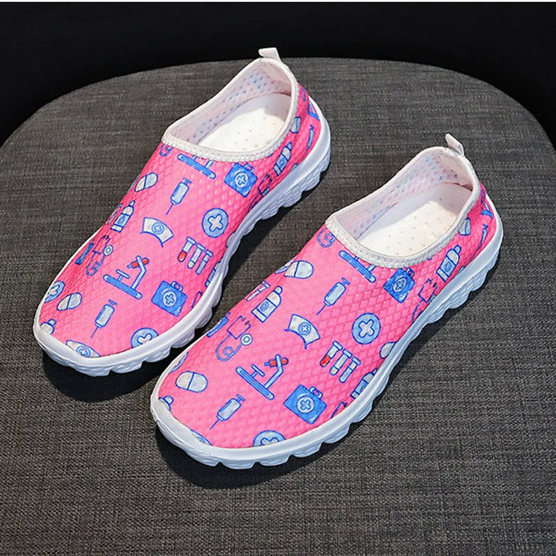 Women Shoes Lightweight Comfortable Casual Shoes Cartoon Nurse Print Women Sneakers Breathable Flats Shoes Zapatillas Mujer35-43