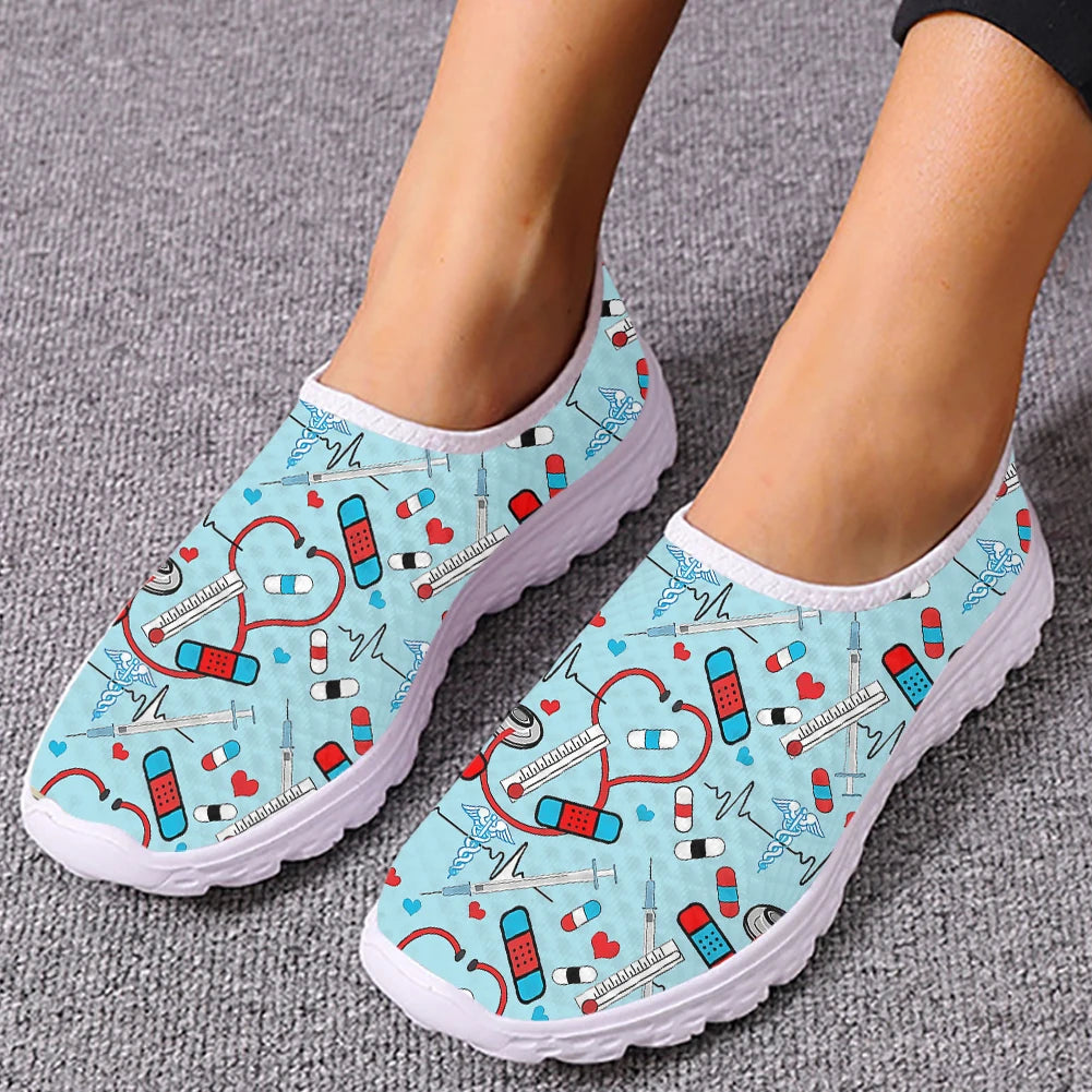 INSTANTARTS 2023 Nursing Shoes Stethoscope Medical Supplies Pattern Women's Non-Slip Flat Shoes Summer Breathable Mesh Sneakers